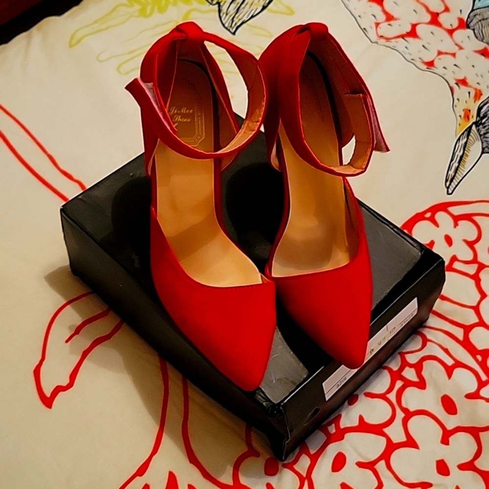 Ji Mei Heels sz 10 4inc